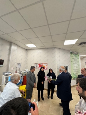  بازدید جناب آقای مهندس فرهاد بشیری، نماینده محترم مجلس، از بیمارستان زعیم به مناسبت روز پرستار